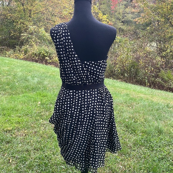 JESSICA SIMPSON ONE SHOULDER CHIFFON COCKTAIL POLKA DOT DRESS SIZE 6 - Picture 4 of 11